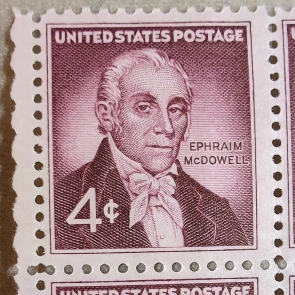 Vintage USPS 4 Cent Stamp Bundle 57 Stamps - Picture 4 of 14